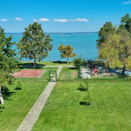 شقة Citadella Luxury Lakefront With Terrace شيوفوك