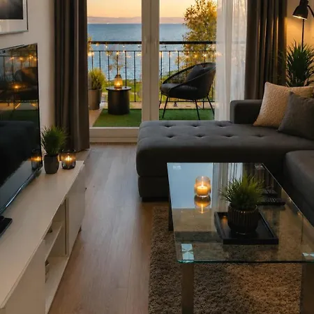 Citadella Luxury Lakefront With Terrace Daire